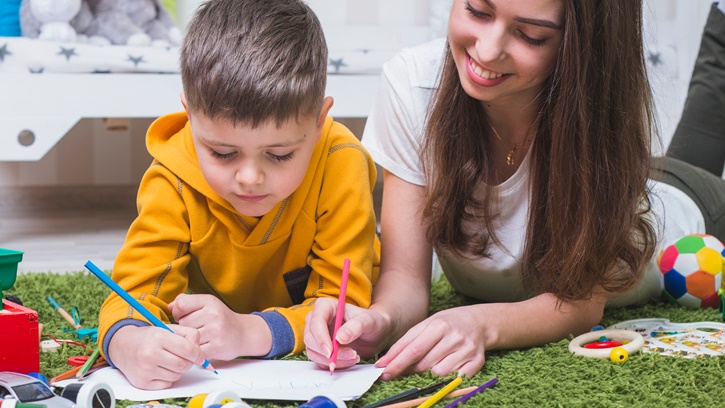 Çocuk Gelişimi Öğretmeni Kimdir? Çocuk Gelişimi Öğretmeni Ne iş yapar?